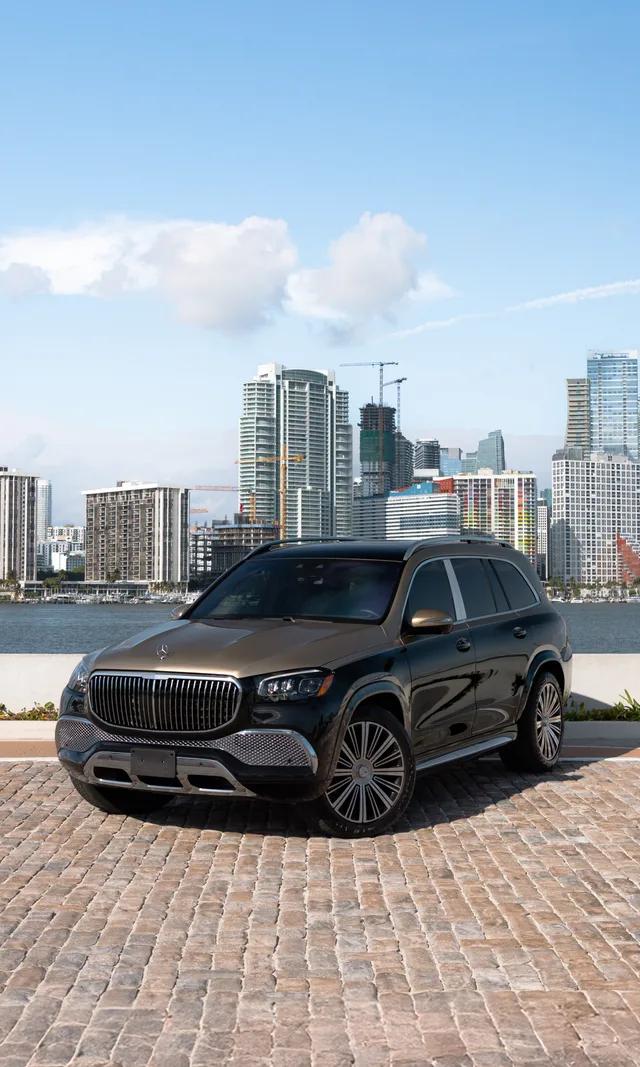 Maybach GLS Black